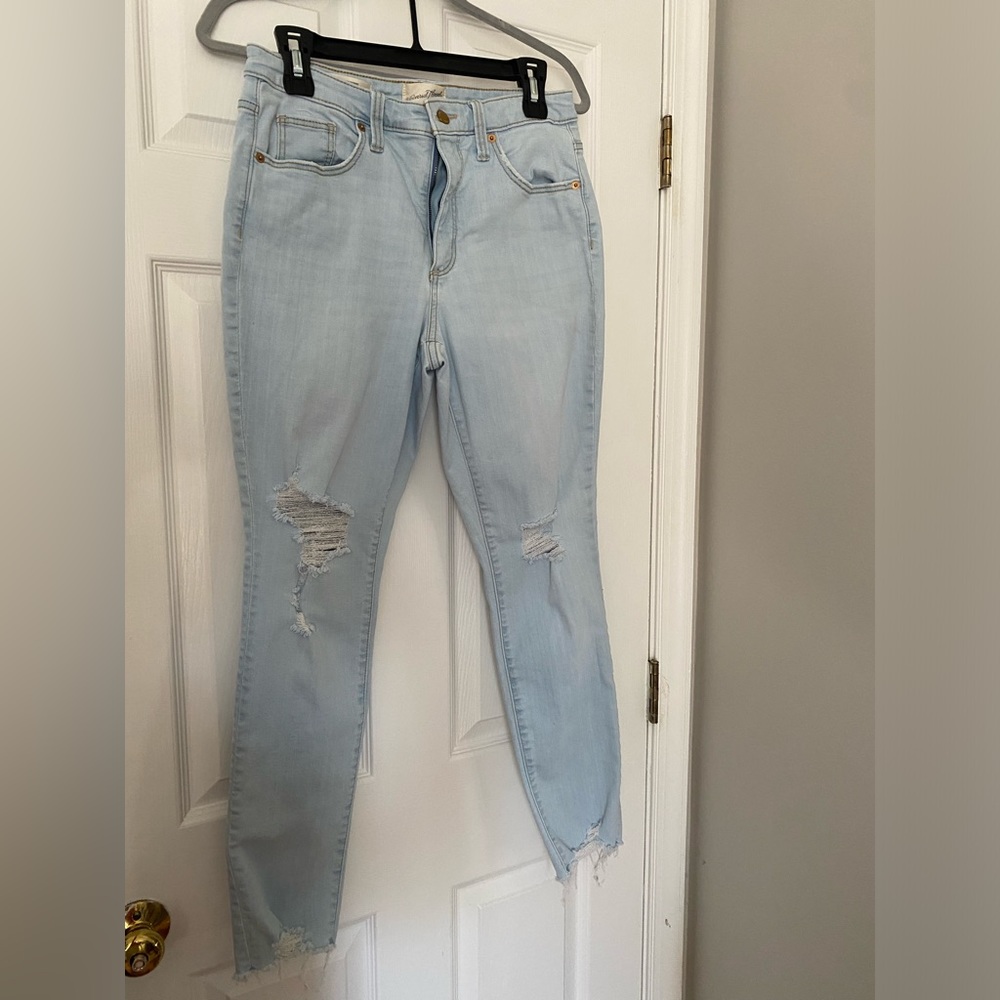 Universal Thread Jeans - Picture 2 of 3
